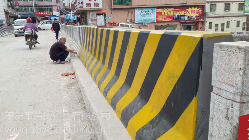 公路防撞墩反光油漆