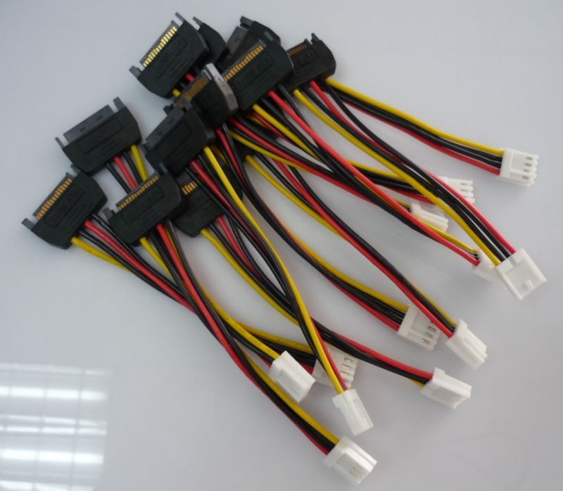 供应小4pin转sata电源线小4pin D口转15针sata公头电源转接线价格 推发网