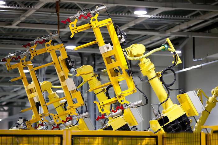 【河北库卡机械手工厂 上海铝板切割机器人 山东自寻迹切割机器人 河