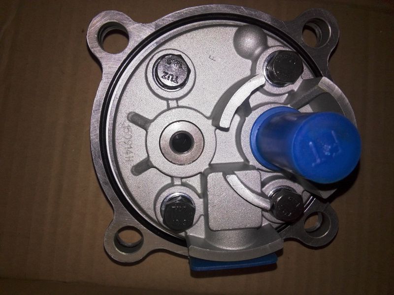 山推sd16推土机回油泵16y1110000图片