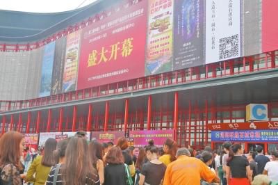 郑州国际石材展亮相会展中心有企业一天成交十几万的订单