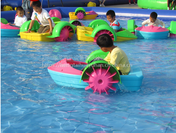彩色水上手摇船仓库多亲子手摇船多大型号承重50公斤手摇船什么价