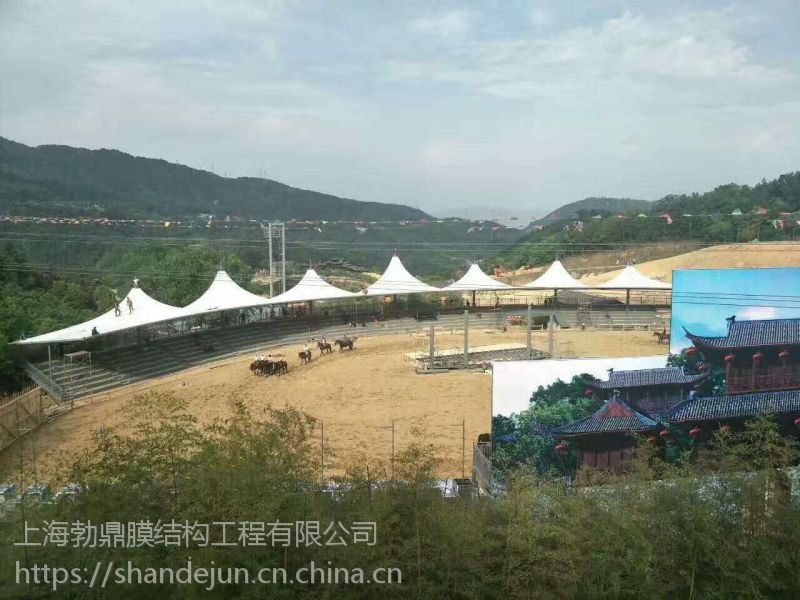 上海跑马场顶棚景区马场看台罩棚大门张拉膜雨棚多少钱一平那个厂家好价格 中国供应商