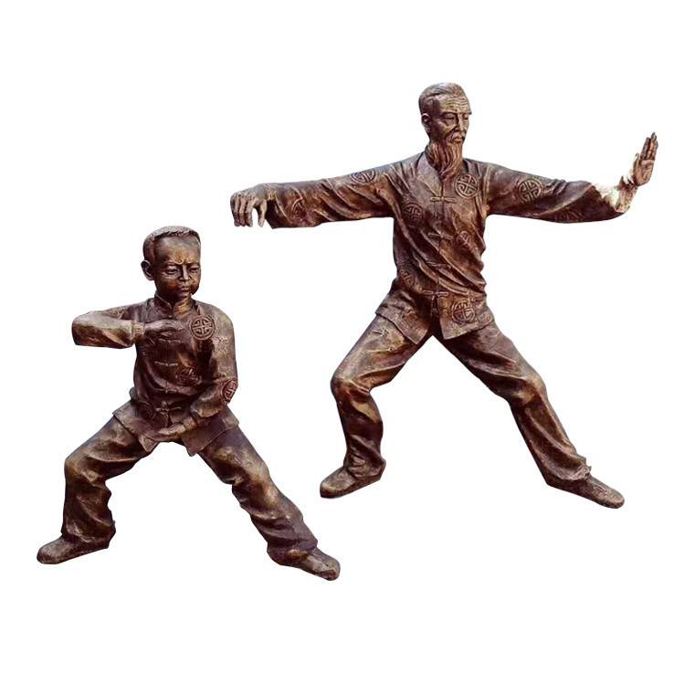 铸铜爷爷教孙子打太极拳法造型雕像玻璃钢仿铜爷孙俩练太极雕塑练武术