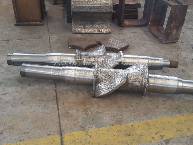 满焊硬质合金转子轴密炼机配件