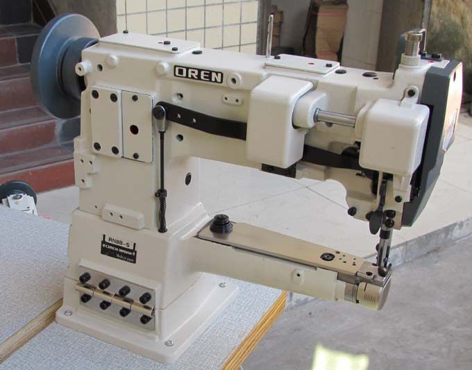 广东奥玲电动节能高头车小嘴高车缝纫机rn8b246鞋垫锁边