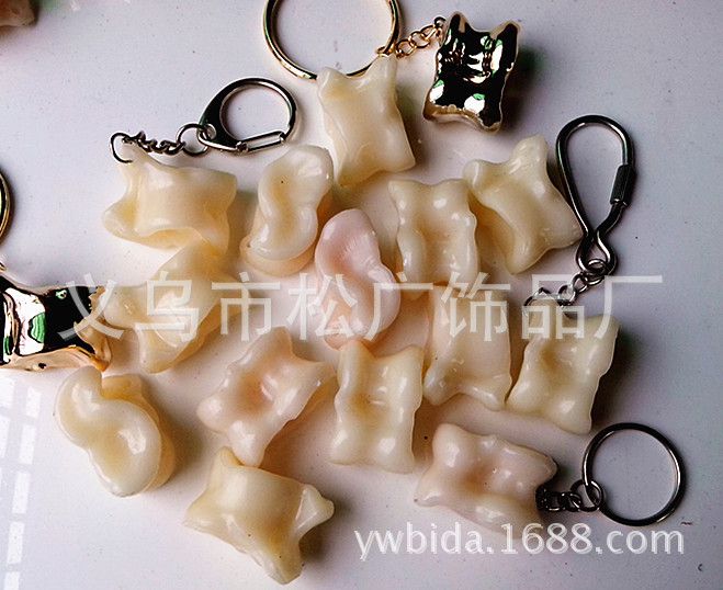 注塑abs羊拐骨项链新疆羊嘎拉儿童项链羊骨头项链辟邪项链挂饰