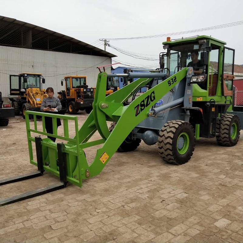 铲车改装叉车装载机铲斗改四驱叉车厂家定做价格很低