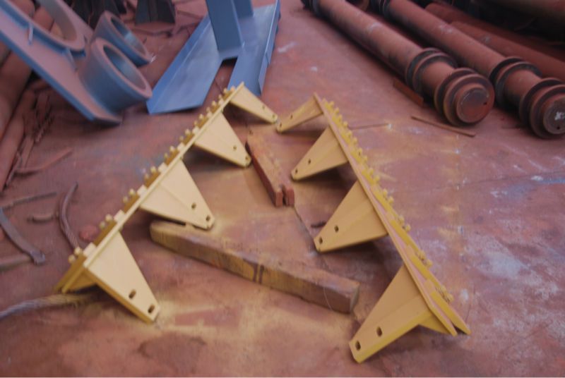 供应洛建牌20吨单钢轮压路机凸块