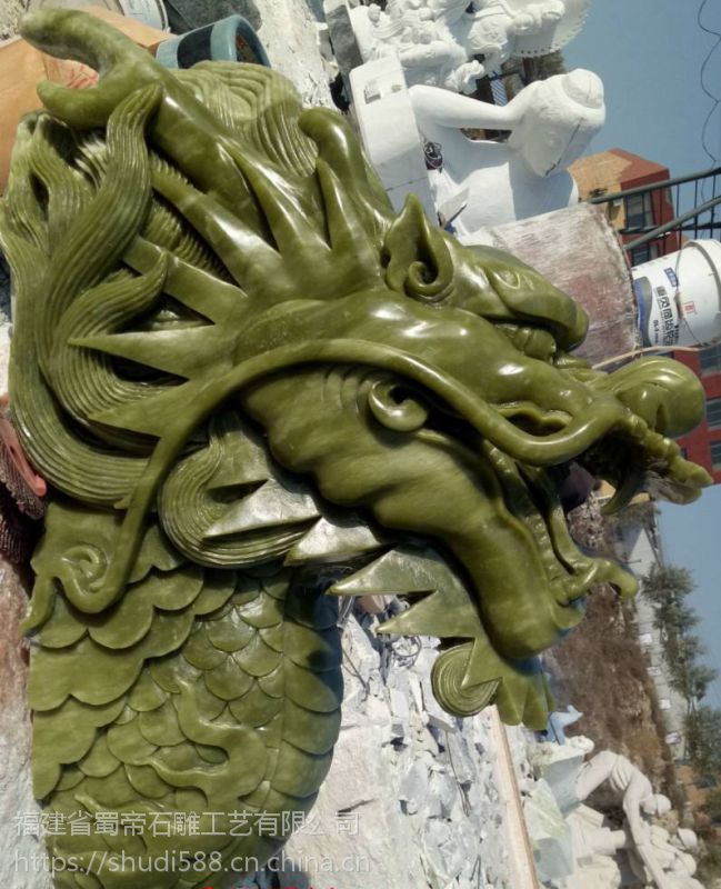 雕汉白玉吐水生肖龙喷泉摆件