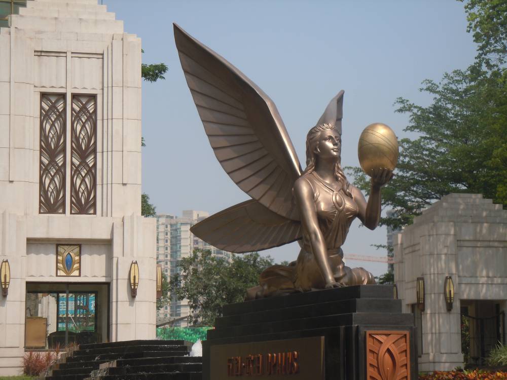 铸铜欧式光明女神雕像玻璃钢西方举灯女人铜塑像人造砂岩石雕路灯美女