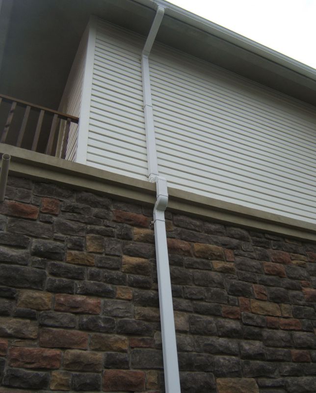 辽宁pvc排水槽pvc方形雨水管塑料排水成品天沟矩形管