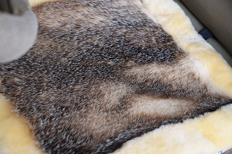 獾皮保健沙发汽车坐垫带卡扣预防痔疮冬季暖夏季凉支持定制