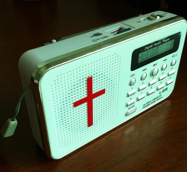 便携式两波段外响收音机amfm外响收音机两波段手动调台收音机