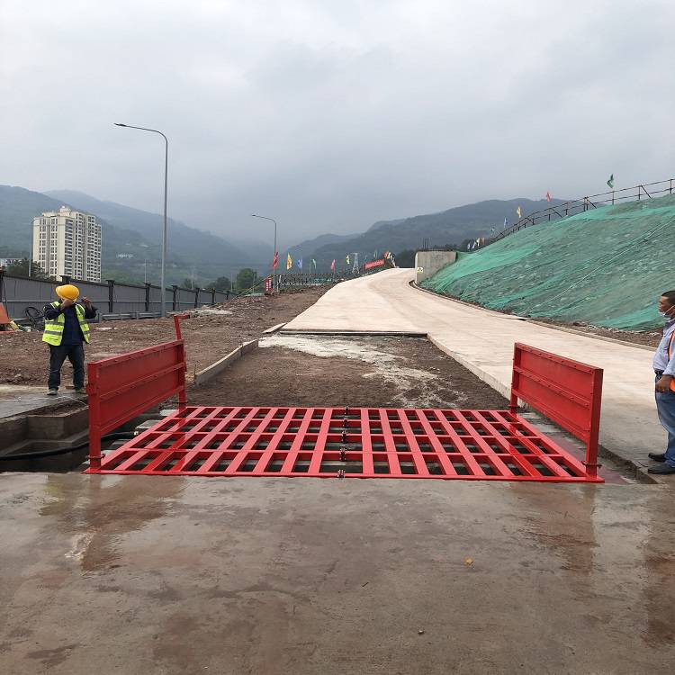 供应贵州六盘水鸿安泰工地大门清洗设备工地洗车槽价格