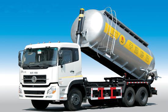 64卧式举升式干粉砂浆运输车大图干混砂浆车华威批发18971796163