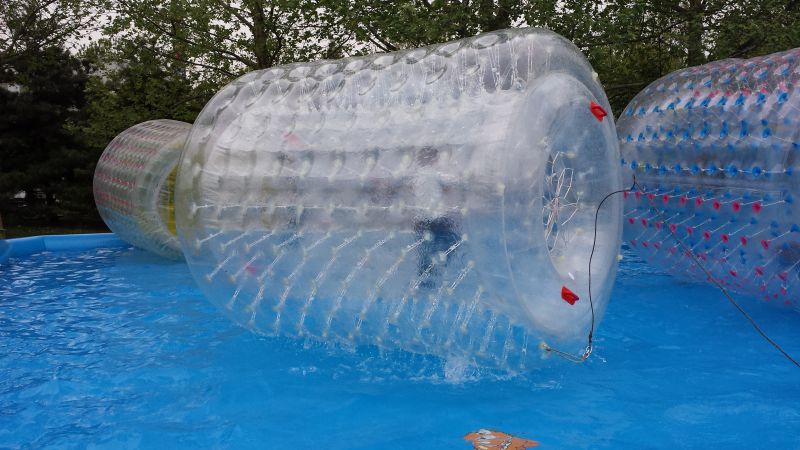 水上滚筒水上步行球水上滚筒充气滚筒