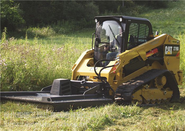 大型割草机滑移装载机除草机hcn屈恩机具割草机