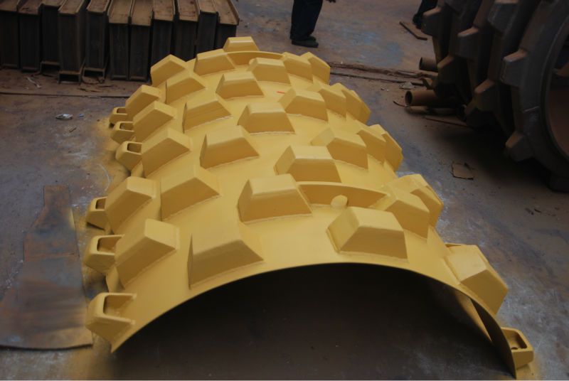 供应洛建牌20吨单钢轮压路机凸块