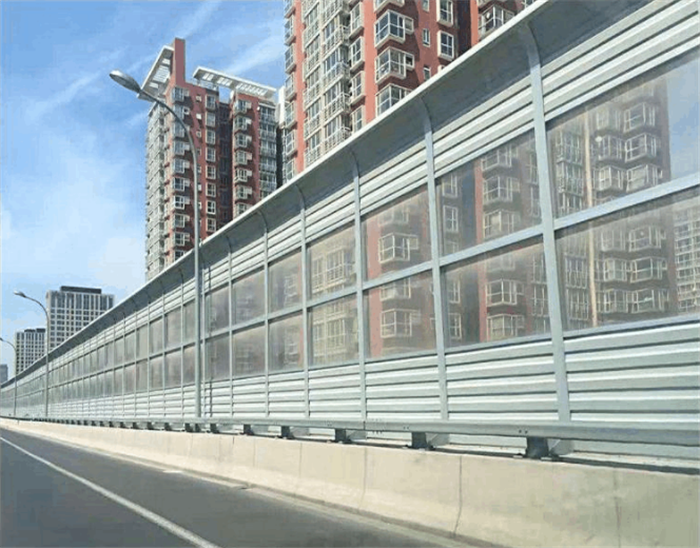高速公路隔声屏障隔音墙安装时安全注意事项