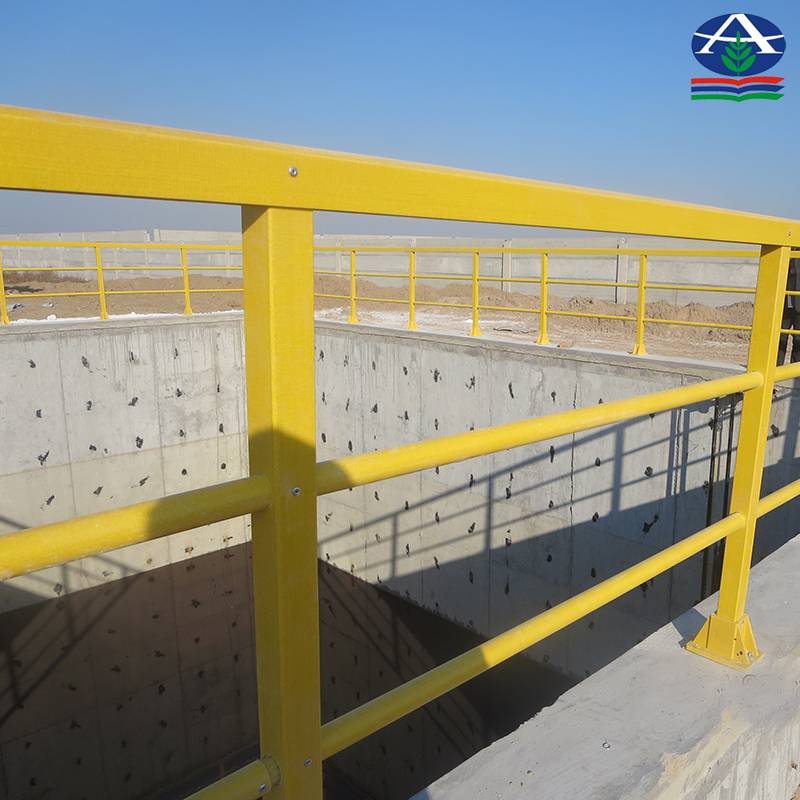 供应化工厂防腐平台玻璃钢格栅玻璃钢爬梯栏杆玻璃钢围栏护栏