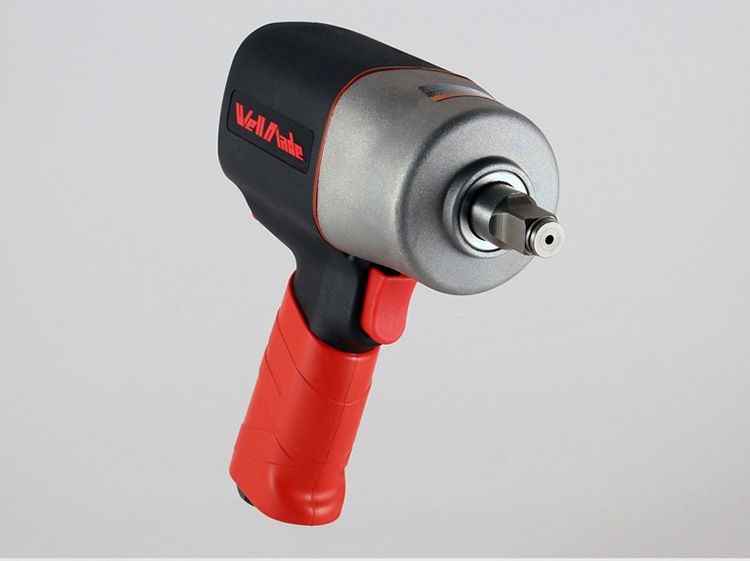 台湾进口wellmade品牌塑钢轻型12寸气动冲击扳手进口风炮型号ww7412a