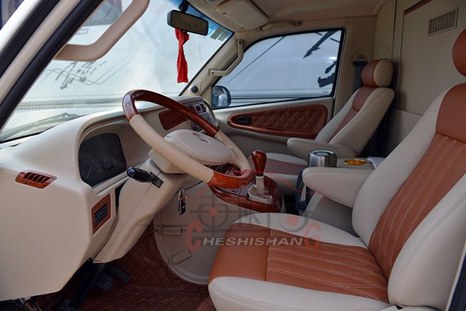 供应郑州车时尚奔驰mb100内饰改装奔驰商务车豪华内饰定制航空座椅