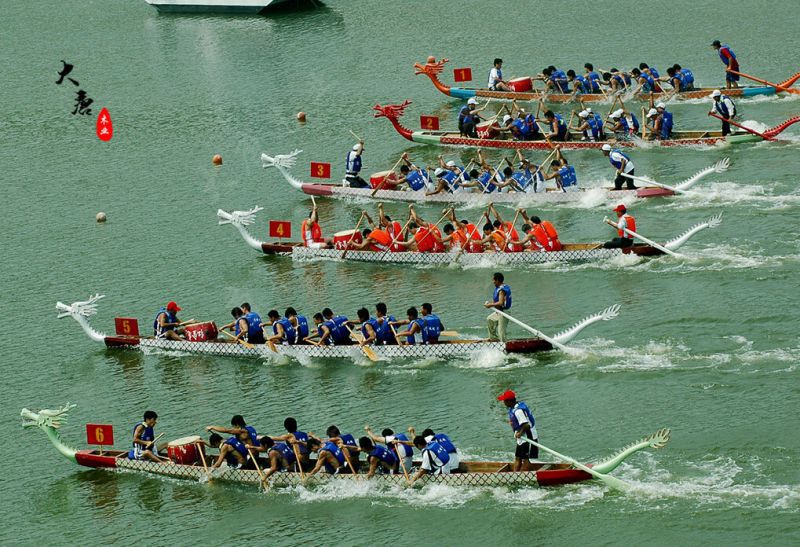 中国传统龙舟多人手划龙舟多人赛龙舟手工制作