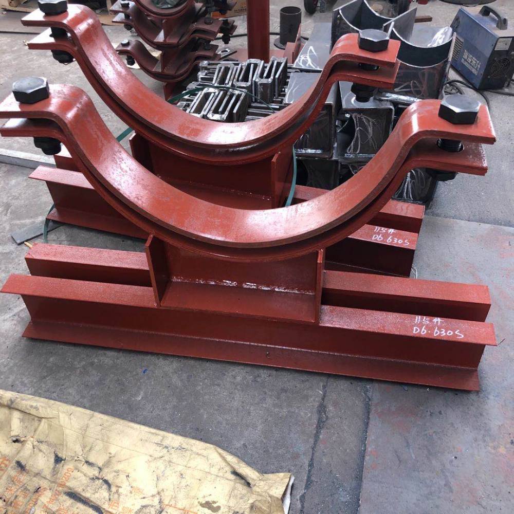 d7焊接横担厂家d8管卡横担西北吊架类用横担