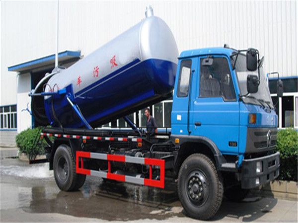 东风153吸污车生产厂家5吨吸粪吸污车多少钱