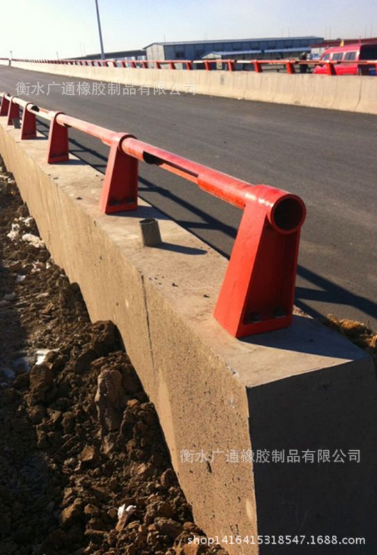 天津科迈天成获得种无尘投料站专利具有在投料站拆袋倒料过程中避免粉尘外溢的作用