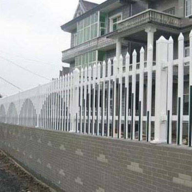河南信阳光山仿木围墙护栏护栏施工方案