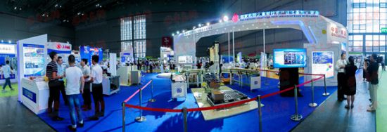 青岛高新区组团参加上海国际机器人展 捧回多座“金手指奖”