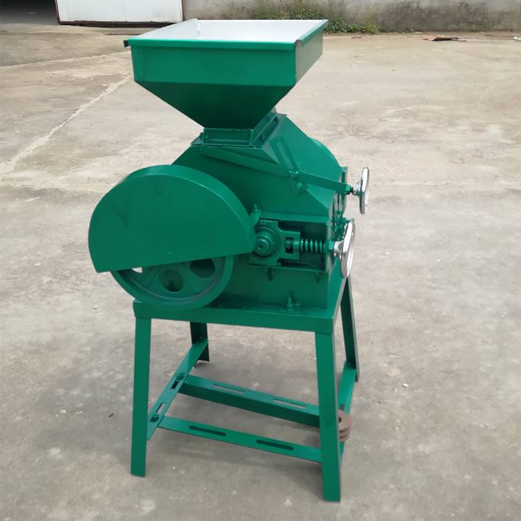 乐民机械花生米粉碎机杂粮破碎机对辊式玉米压片机