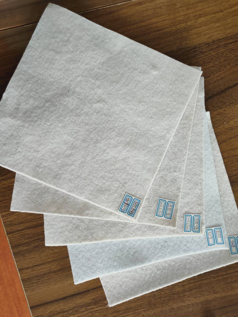 保湿隔离白色土工布 聚酯长丝土工布 非织造透水布