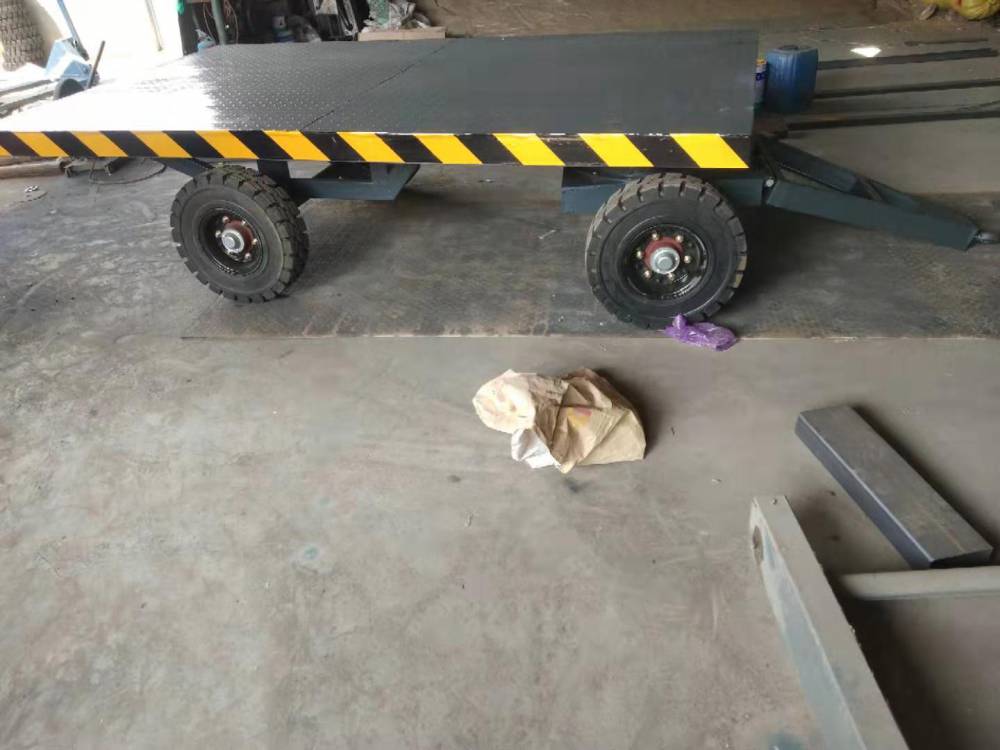 涵商液压销售平板拖车厂区拖车hs99平板拖车图片