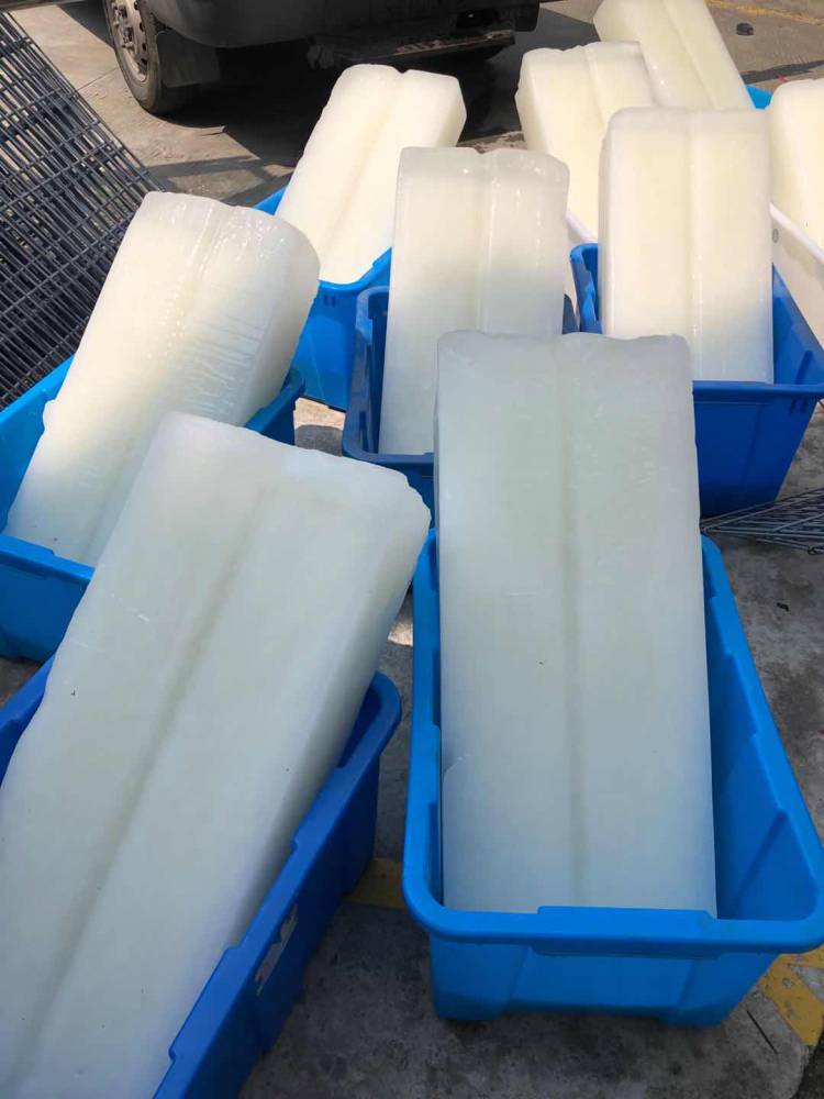 上海降温冰块配送车间办公室夏季降温大冰块购买送冰块电话