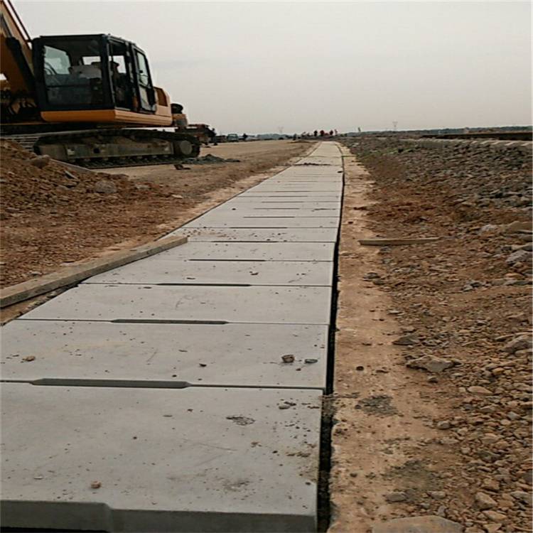 排水沟盖板钢筋混凝土材质收腰设计利于排水同华建材发货