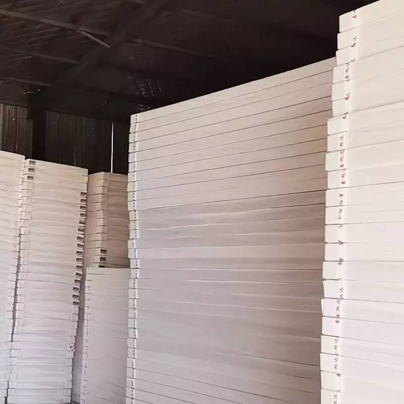 **生产kt板生产厂家,主要产品有:kt板,冷裱板,单亮板,双亮板,龙卡板等