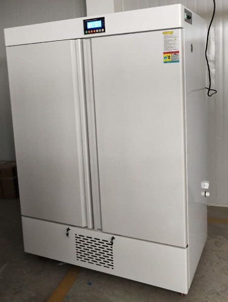 ZGZ-2000L大型冷光源光照培养箱