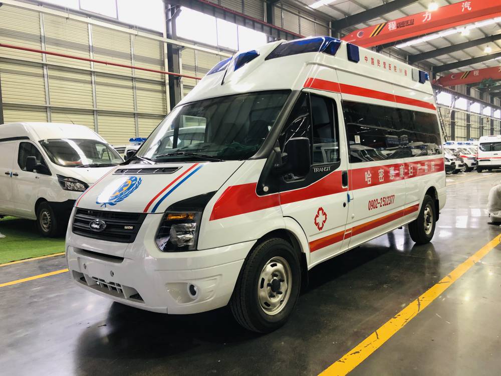 桂林120救护车_奔驰120救护车_应急指挥车