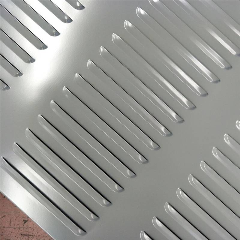 百叶窗冲孔板河北衡水安平县百叶窗冲孔板直接生产厂家路人甲丝网