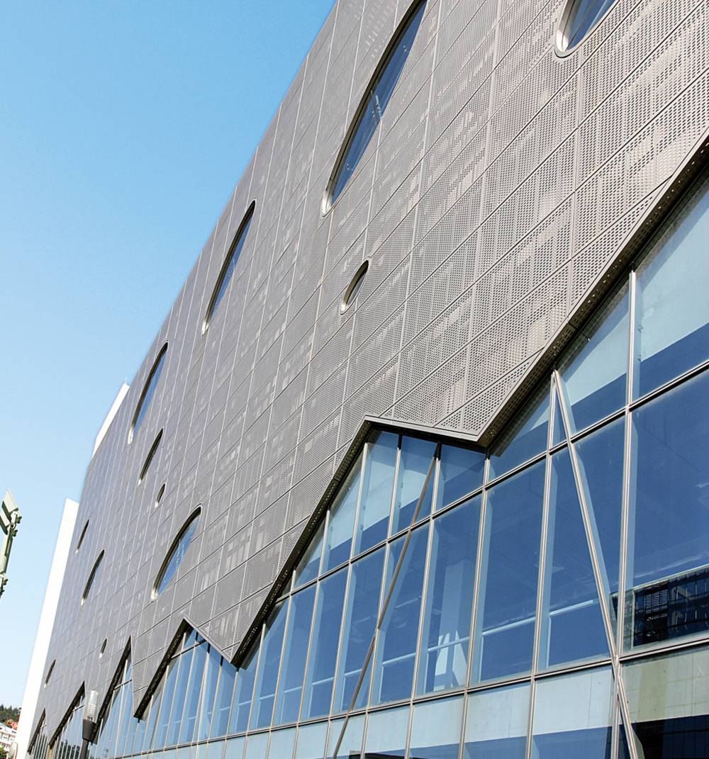 豪顶订做2mm氟碳漆圆形穿孔铝单板大小孔组合造型冲孔铝板幕墙铝单板