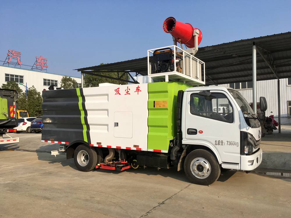 吸尘车