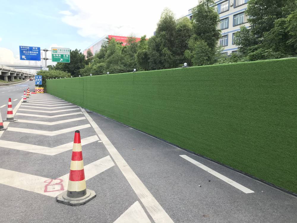 供应广东彩钢板围挡小草彩钢围挡泡沫夹心围挡生产安装