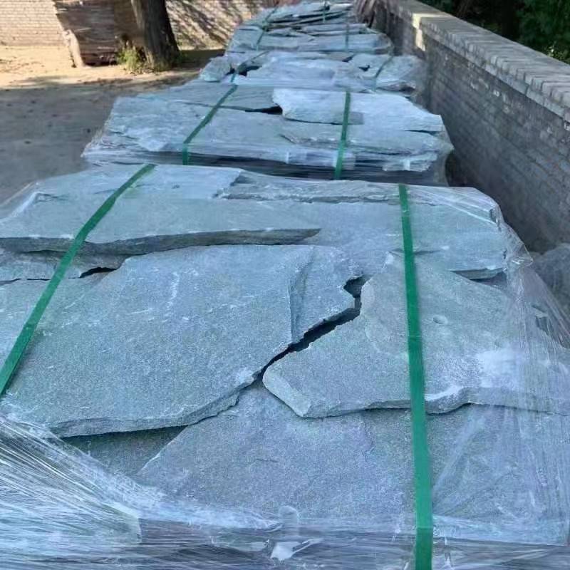 铺院子用的青石板价格虎皮黄碎拼石天然碎拼石