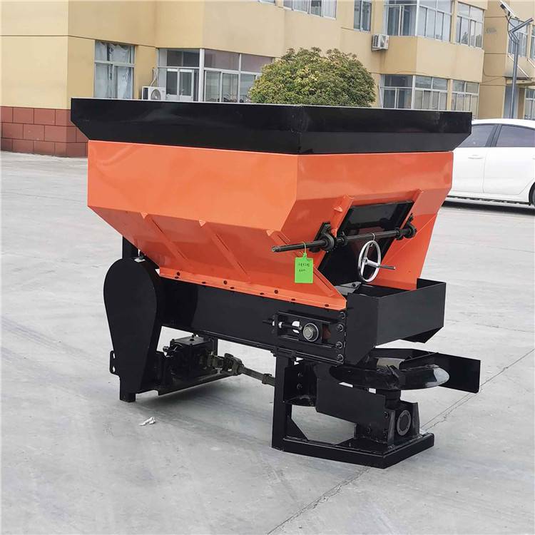 小四轮悬挂农家肥撒肥机高效颗粒化肥施肥机