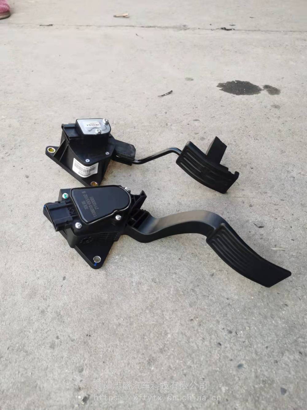 依托地理优势可为全国广大客户发货,东风福瑞卡驾驶室,车架,车门,前