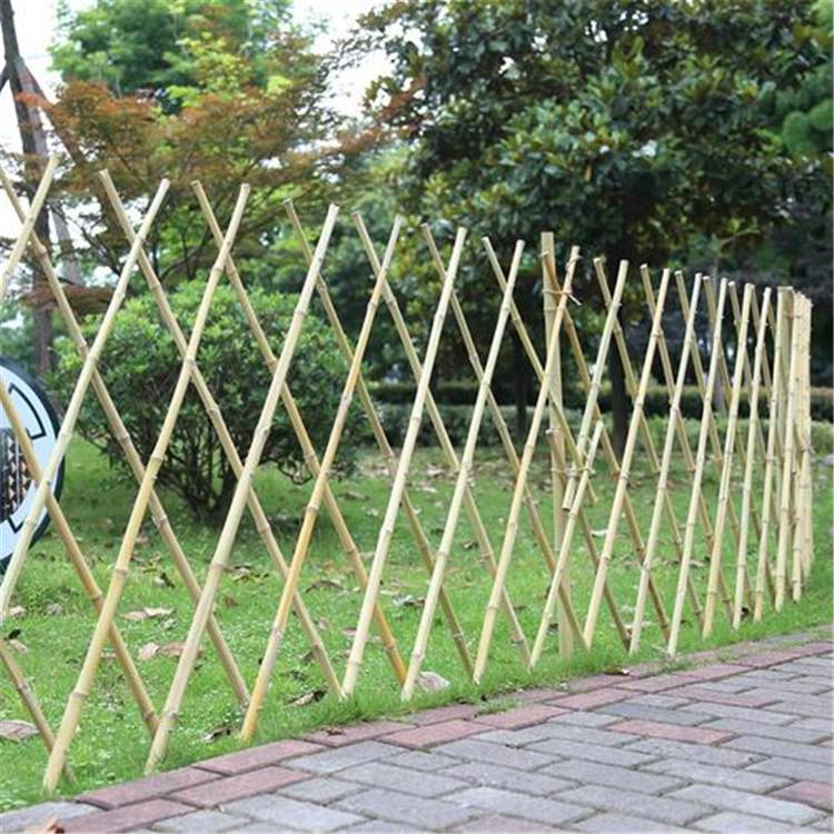 仿竹隔离栅栏 大量出售 农村建筑篱笆栅栏 万泰