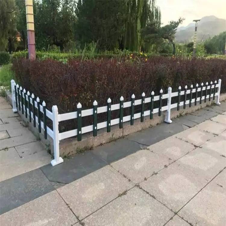 鸿宇筛网草坪绿化护栏 园林塑钢围栏
